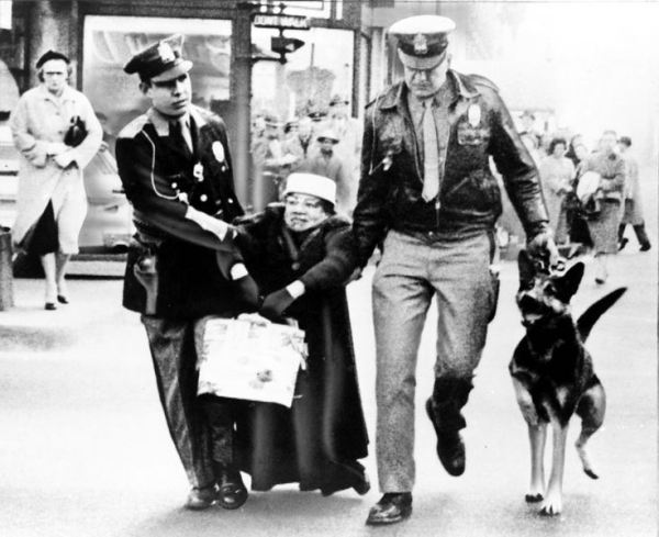 Police arrest NAACP member Ruth Tinsley for protesting outside a Richmond, Virginia, department store, 1960